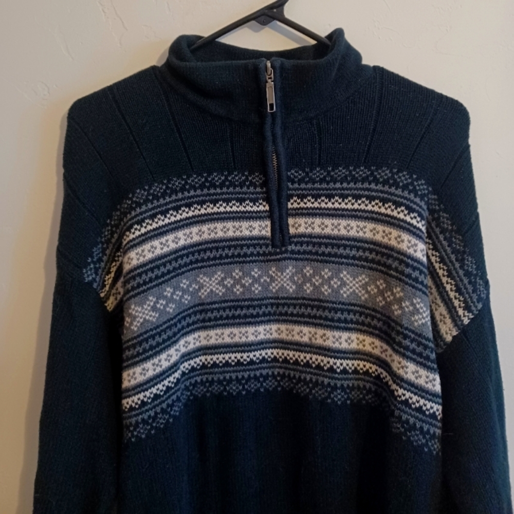 Dockers Men's quarter zip sweater